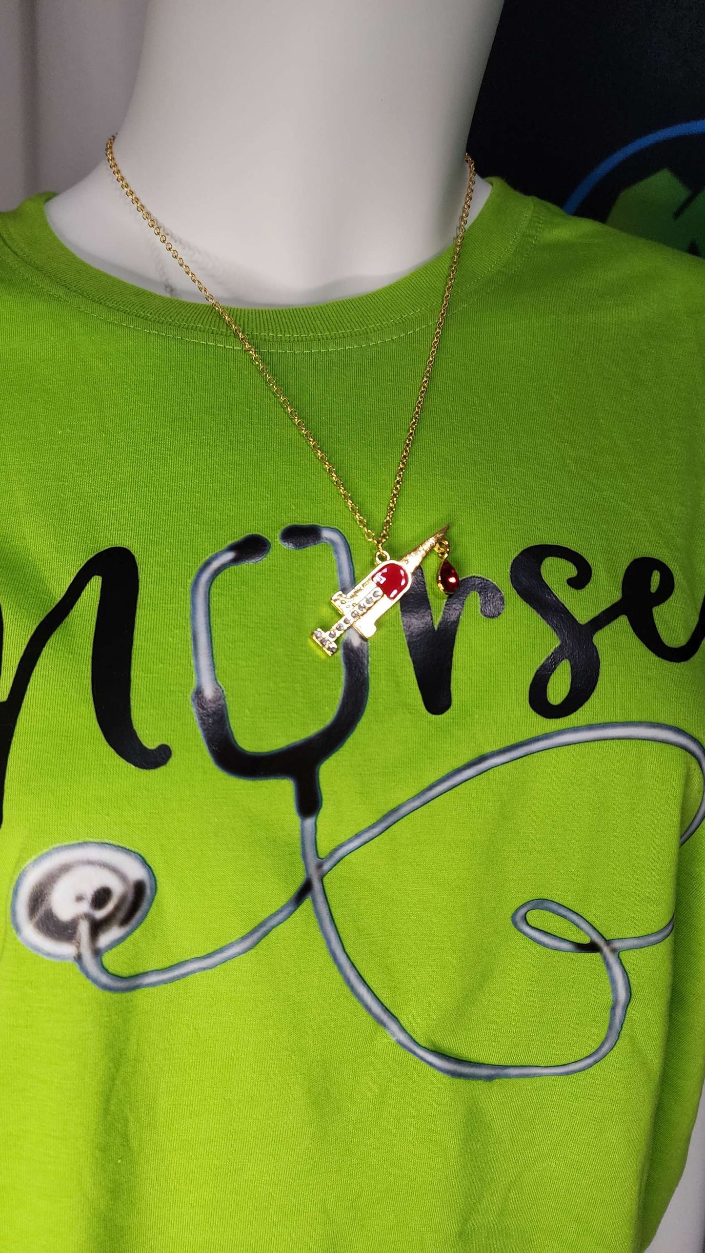 Needle Gold Necklace image 1